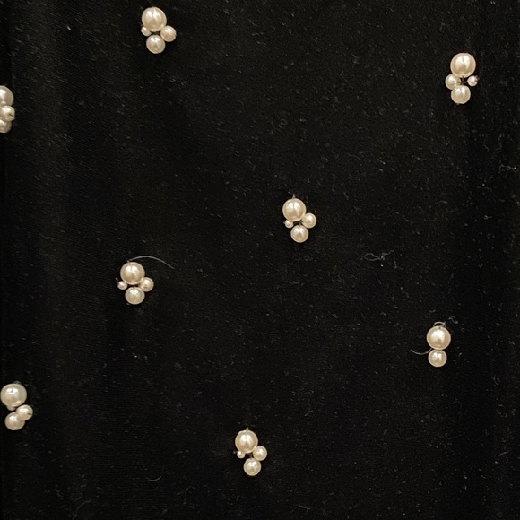 Midi length dress with slit and pearls - Picture 2 of 5